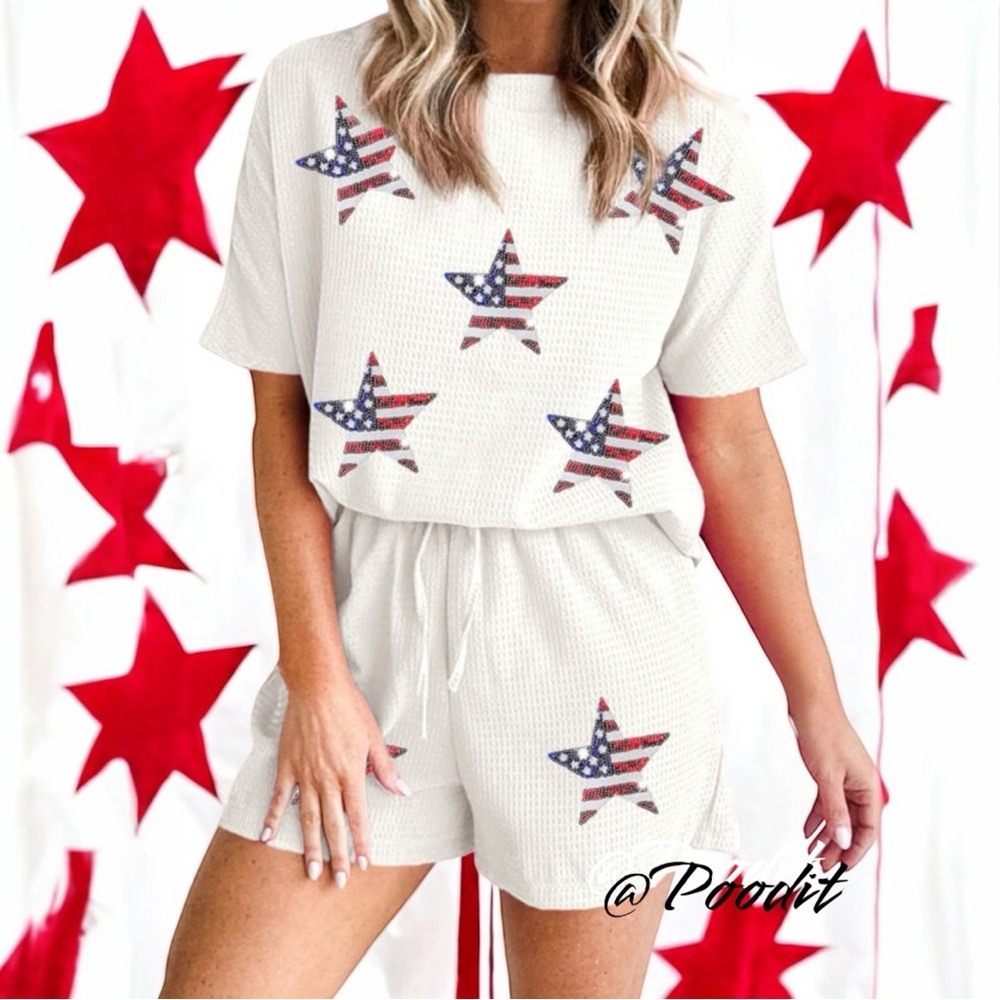Patriotic waffle print short set sz large